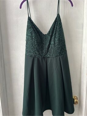 Lace Bodice Spaghetti Strap Dress in Deep Forest Green sz 16